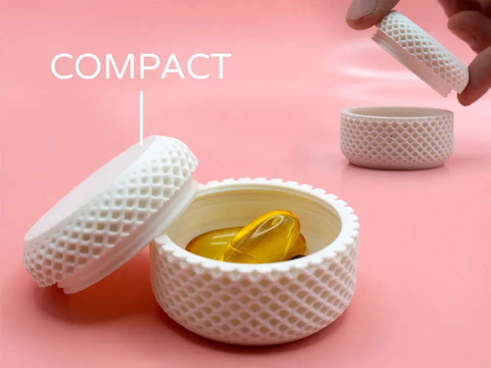 Travel pill container